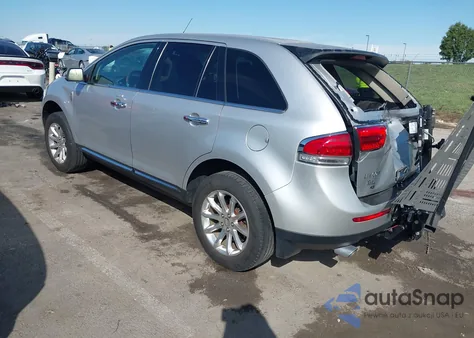 2014 Lincoln Mkx z USA, uszkodzony, nr VIN 2LMDJ8JK2EBL10329
